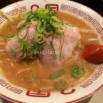 大阪梅田・お初天神の濃厚とんこつ醤油ラーメンの『らーめん2国』
